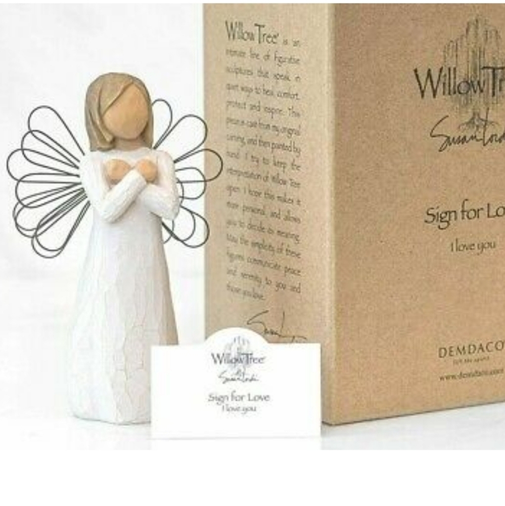 Rare Willowtree Angel figurine